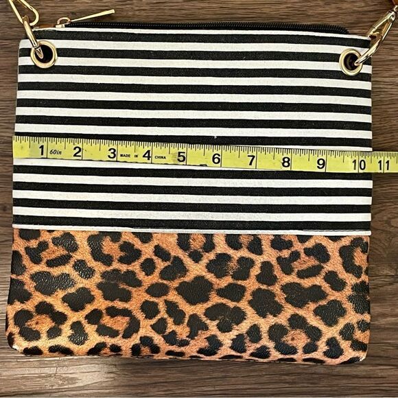 NWOT Lovevook Horizontal Stripe and Leopard Crossbody - Picture 11 of 14